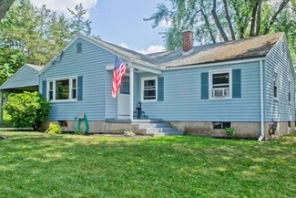 23 Landers St, South Hadley, MA 01075