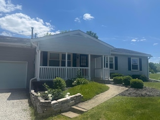 25 E Cuyuga Dr, Powell, OH 43065