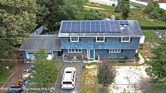 15 Cedarcrest Dr, Bayville, NJ 08721
