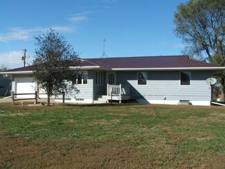 38590 254th St, Plankinton, SD 57368