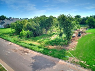 13460 Blue Star St, Edmond, OK 73025