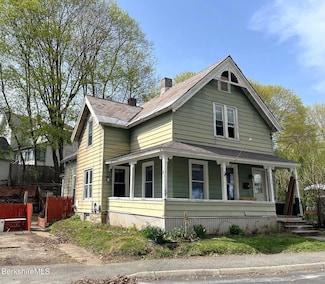 33 Brooklyn St, North Adams, MA 01247
