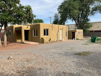 3107 Draxton Ave SW, Albuquerque, NM 87105