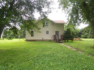16918 700th St, Hayfield, MN 55940