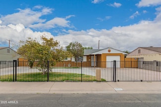 6837 W Camelback Rd, Phoenix, AZ 85033