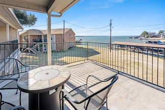 849 S Gun Barrel Ln, Gun Barrel City, TX 75156