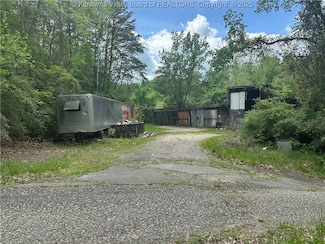 940 Jefferson Rd, South Charleston, WV 25309