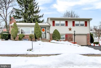 74 Octagon Ave, Reading, PA 19608