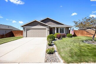 4320 Montgomery Ln, Pasco, WA 99301