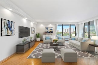 19707 Turnberry Way Unit 6K, Aventura, FL 33180