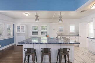 660 Mira Mar Ave, Long Beach, CA 90814
