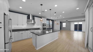 2354 W Gloria Ln, Phoenix, AZ 85085