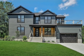 1665 Glenn Rd, Southold, NY 11971