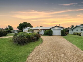819 SE 10th Ave, Deerfield Beach, FL 33441