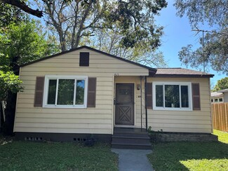 620 38th Ave N, Saint Petersburg, FL 33704