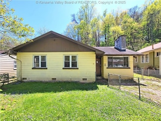 728 98th St, Charleston, WV 25315