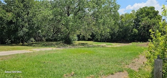 2724 Hickory Tree Rd, Balch Springs, TX 75180