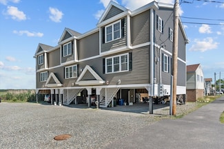 75 N End Blvd Unit 1, Salisbury, MA 01952