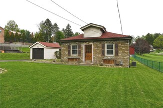 4529 Gardenville Rd, Pittsburgh, PA 15236