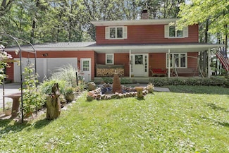 12385 Baumgartner Rd, Saint Charles, MI 48655