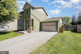 19 Saint Josephs Ln Unit 4, Mc Sherrystown, PA 17344
