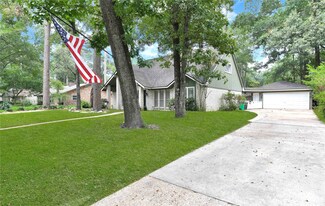 2170 Tree Ln, Kingwood, TX 77339