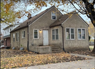 402 Bayliss Ave, Rockford, IL 61101