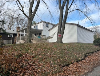 7704 Maple Ave, Gary, IN 46403