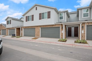 17407 Homestead Haven Dr, Bee Cave, TX 78669