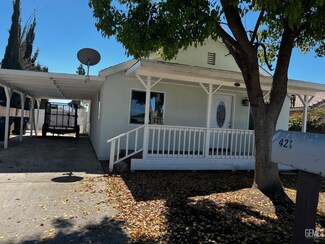421 W Euclid Ave, Shafter, CA 93263