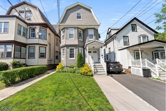 29 Pitt St, Bloomfield, NJ 07003