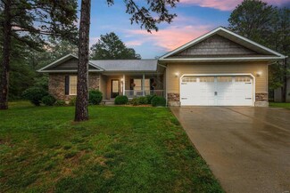 826 Timberline Dr, Farmington, MO 63640