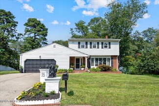 35 Shorebrook Cir, Neptune, NJ 07753