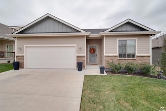 420 Winnie Way, Lawrence, KS 66049