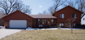 4890 106th Ave NE, Circle Pines, MN 55014