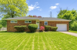 455 Mcpherson Ave, Akron, OH 44313