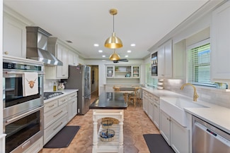 7246 Holyoke Dr, Dallas, TX 75248