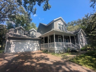 920 Oakcrest Dr, Sauk Rapids, MN 56379