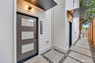 4048 32nd Ave W Unit B, Seattle, WA 98199