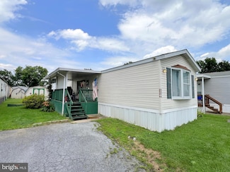 317B Caravan Ct, Middletown, PA 17057