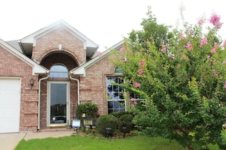 8832 Fayetteville Dr, Fort Worth, TX 76244