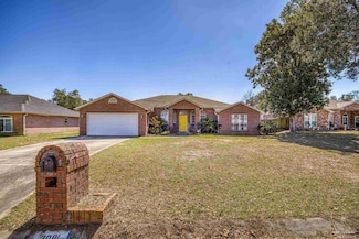 3081 Red Fern Rd, Cantonment, FL 32533