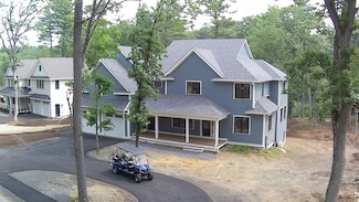 7 Betsy Ln, Rowley, MA 01969