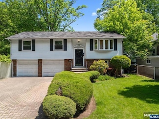 297 Genesee Ave, Englewood, NJ 07631