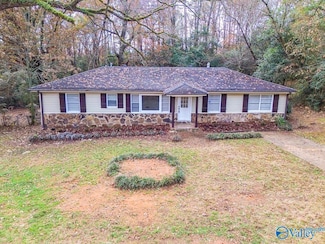 421 19th Terrace NE, Center Point, AL 35215