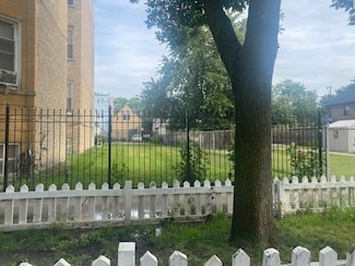 2712 W Crystal St, Chicago, IL 60622