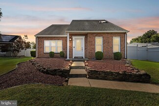 6 Mira Ct, Middle River, MD 21220