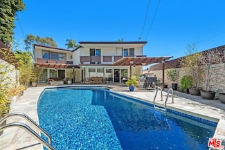 6505 S Halm Ave, Los Angeles, CA 90056