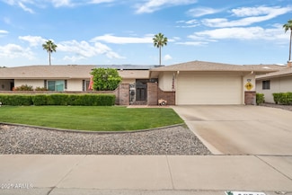 12542 W Parkwood Dr, Sun City West, AZ 85375