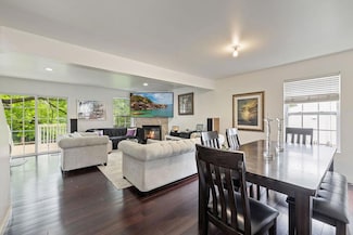 19 Lombardi Dr, New City, NY 10956